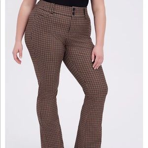 Torrid brown plaid pants flared fall academia mid rise